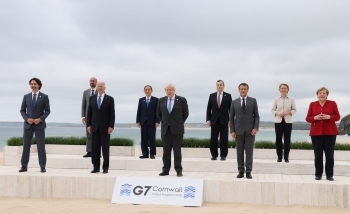 G7首脳との集合写真撮影