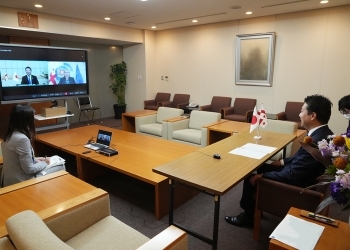 本田外務大臣政務官とトゥルナヴァ・ジョージア経済・持続的発展大臣とのテレビ会談2