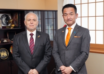 バルベリス駐日エクアドル共和国大使と小田原潔外務副大臣