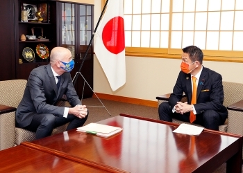 パケ欧州委員会研究イノベーション総局長による小田原外務副大臣表敬3