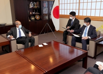 山田外務副大臣とマイーフ・モーリタニア・イスラム共和国漁業・海洋経済大臣との会談