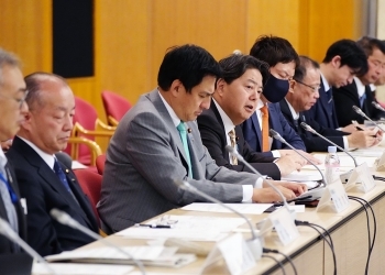 アジア大洋州・国際機関大使会議に出席している林外務大臣、武井副大臣、髙木政務官、秋本政務官らの様子