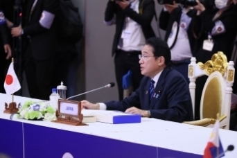 (写真1)日・ASEAN首脳会議