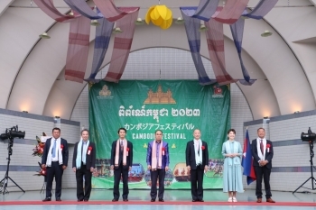 カンボジアフェスティバルの開会式の様子