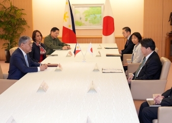 日・フィリピン外相会談が行われている様子