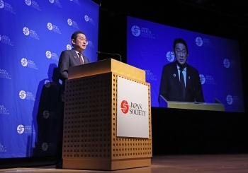 G7保健フォローアップ・サイドイベントで挨拶をする岸田総理