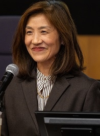小林外務報道官