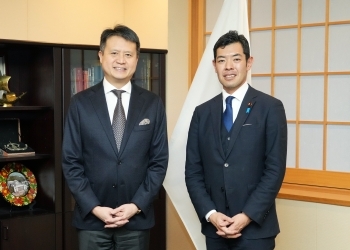 タン事務局長と辻󠄀外務副大臣