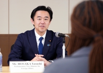 穂坂政務官挨拶の様子