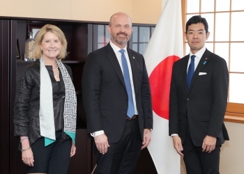 辻󠄀副大臣とヘリテージ財団一行