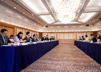 上川外務大臣と経済同友会との懇談会の様子