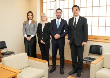 深澤政務官とセルビア経済代表団