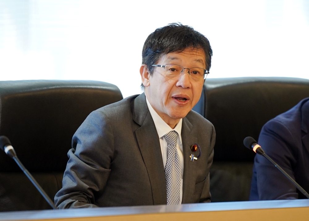 UNITAR研修生の前で発言をする松本外務大臣政務官