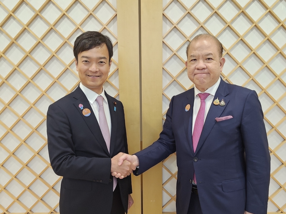 宮路副大臣とピチャイ・ナリップタパン・タイ商務大臣