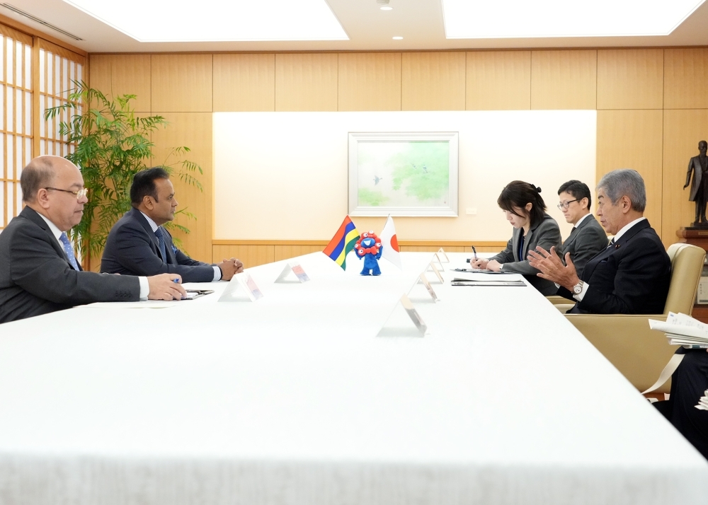 日・モーリシャス外相会談の様子