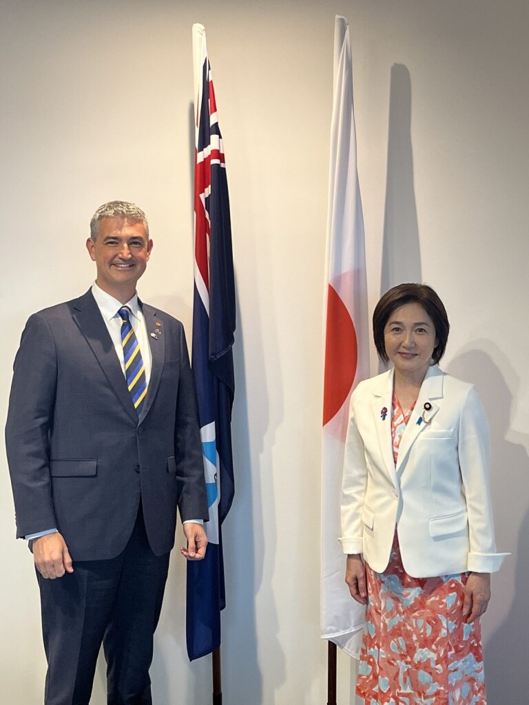 クリーンズランド州要人と生稲外務大臣政務官