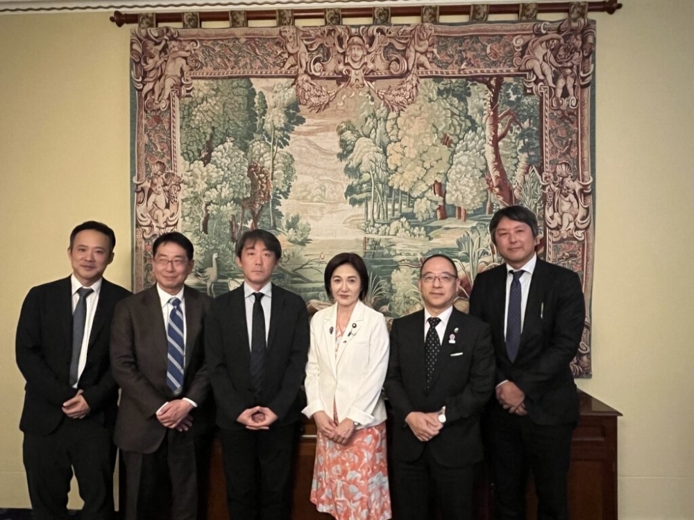 生稲外務大臣政務官と日系企業関係者・在留邦人