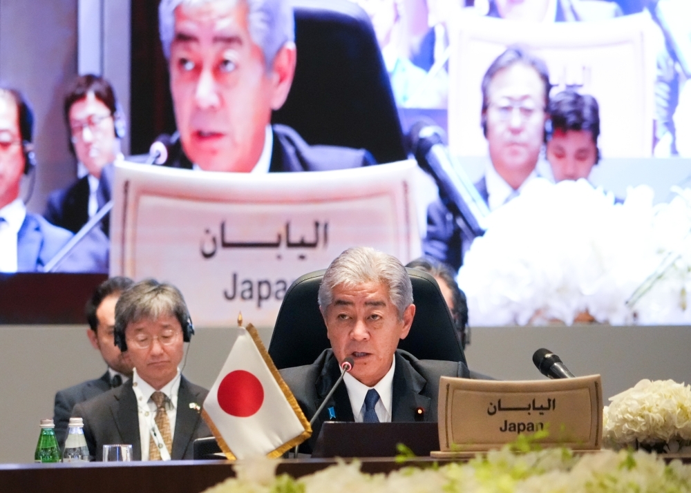 日・GCC外相会合で発言する岩屋外務大臣