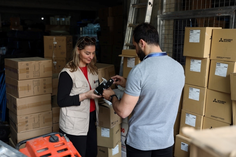 シリア難民の多くが身を寄せるレバノンで、現地NGOが人道基金からの助成を受けて、日本製の器材を用いて水・衛生の支援を実施。（写真：OCHA提供）