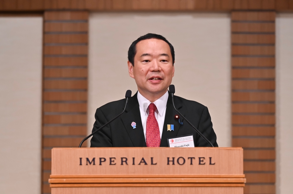 開会式で歓迎挨拶を行う藤井副大臣