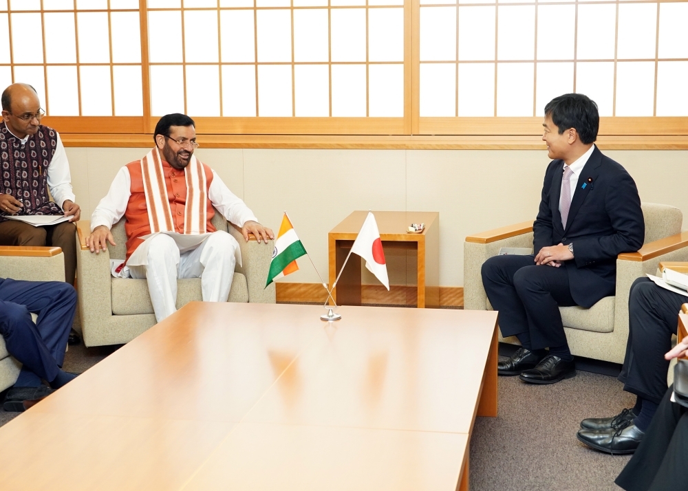 宮路外務副大臣とサイニー・インド共和国ハリヤナ州首相の会談の様子