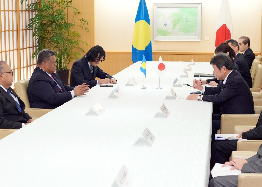 日・パラオ外相会談の様子
