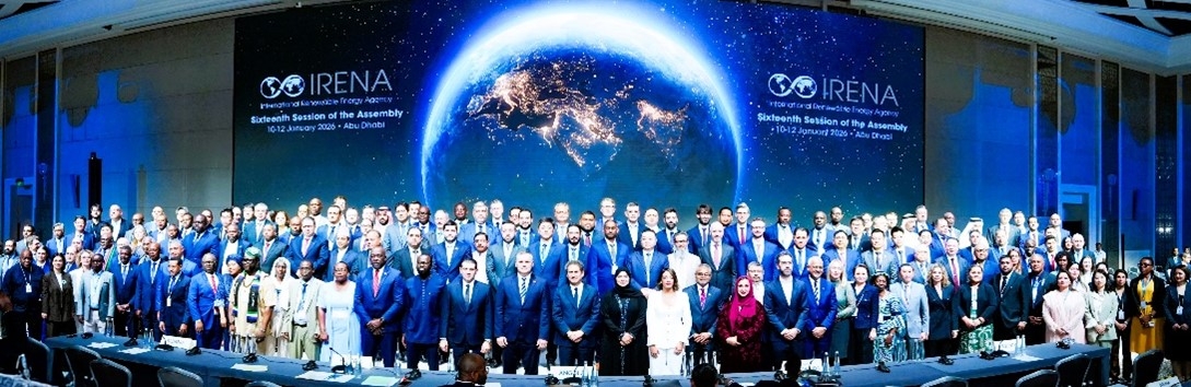 総会出席者の集合写真