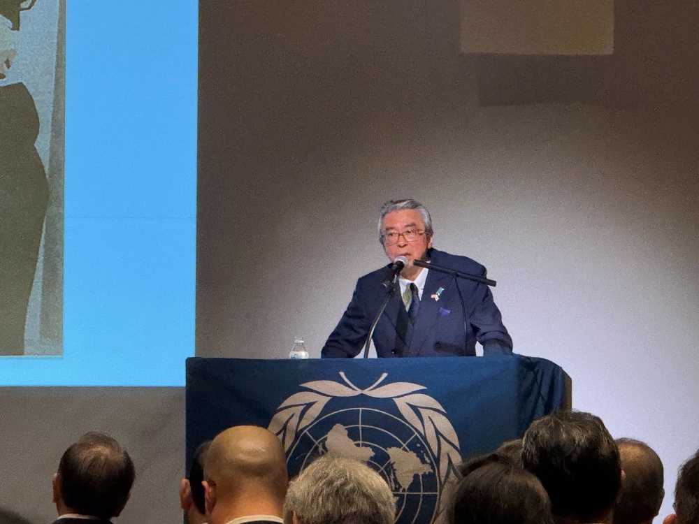 「国際情勢と日本　トランプ政権にどう対応するか」をテーマに杉山晋輔外務省顧問が講演後、質疑応答している様子