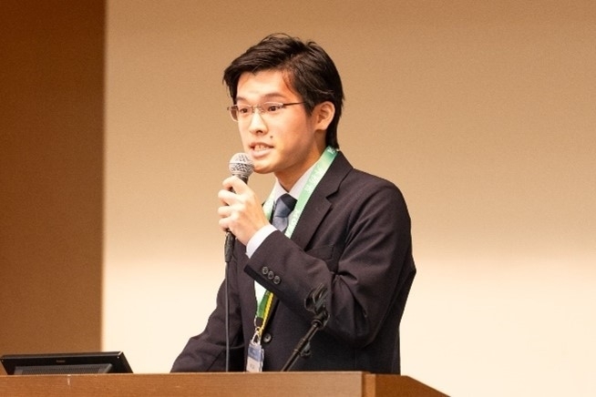 優秀賞を受賞した早稲田大学　国際教養学部2年生　増井　孟弘大（ますい　たけひろ）さん