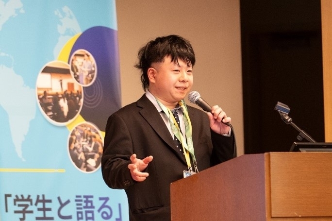 入賞した慶應義塾大学　文学部3年生　林　智哉（はやし　ともや）さん