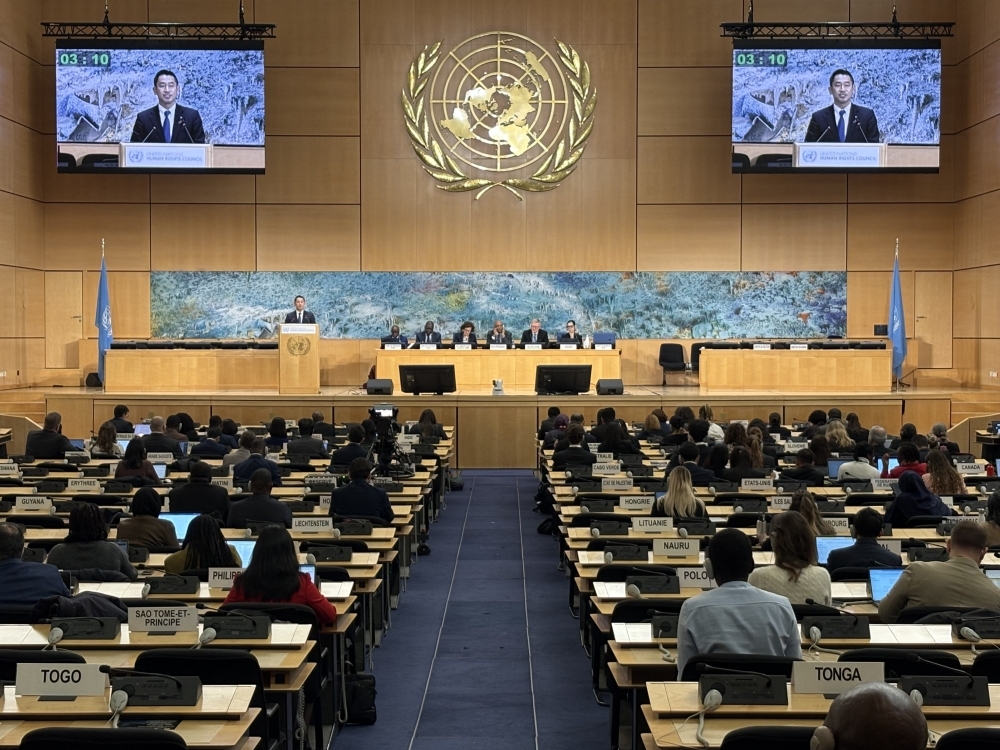 第61回人権理事会ハイレベル・セグメントで我が国を代表してステートメントを読み上げる大西外務大臣政務官