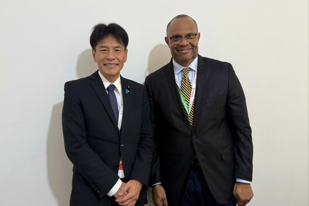 島田政務官とシンクラー・バルバドス外務貿易上級大臣