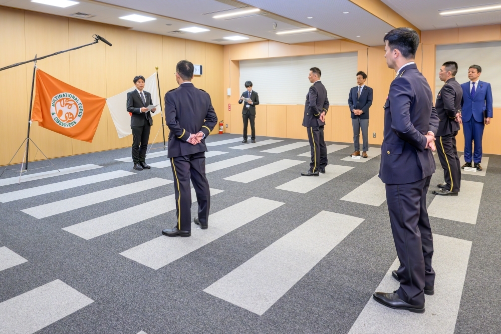 挨拶を行う島田政務官