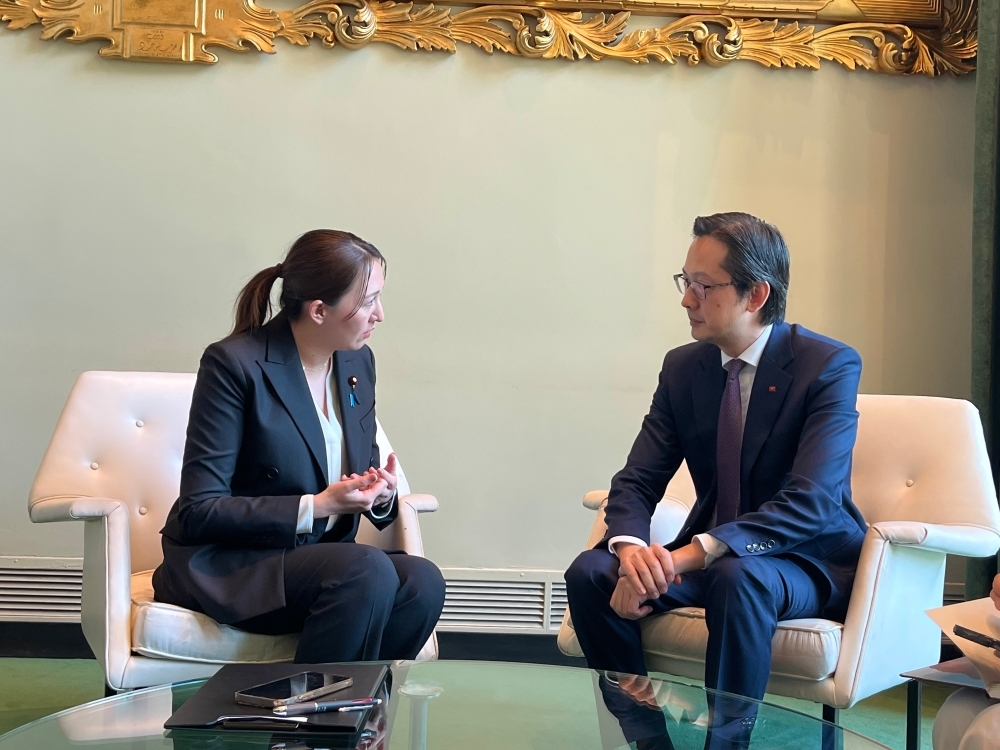 英利政務官とヴィエット議長との会談