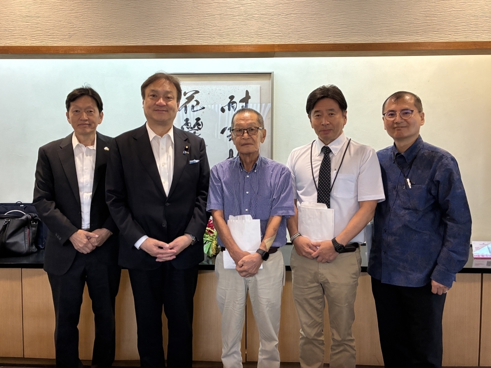 堀井副大臣とソロモンに在留する日系企業関係者