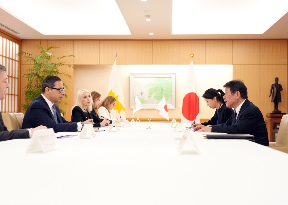 茂木外務大臣とコンスタンディノス・コンボス・キプロス外務大臣の会談の様子