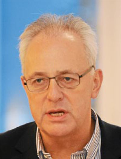 マロック＝ブラウン氏