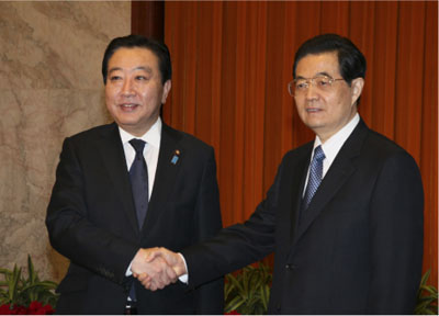 野田総理大臣（左）と胡錦濤国家主席との日中首脳会談（12月26日、北京　写真提供：内閣広報室）