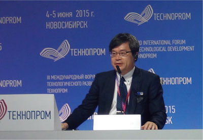 天野名古屋大学教授のロシア・テクノプロムにおける講演会(6月4日、ロシア・ノヴォシビルスク)