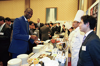 北海道知事との共催レセプションでの食の紹介(3月23日、東京・外務省飯倉公館)