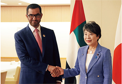 上川外務大臣とジャーベル・アラブ首長国連邦（UAE）産業・先端技術相兼日本担当特使との会談（7月4日、東京）