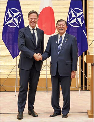 石破総理大臣とルッテNATO事務総長との会談(4月9日、東京 写真提供:首相官邸ホームページ)