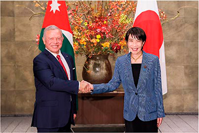 日・ヨルダン首脳ワーキング・ディナー（11月11日、東京　写真提供：首相官邸ホームページ）