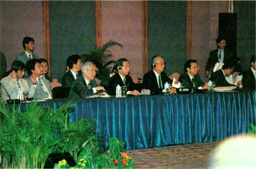 ASEAN拡大外相会合に参加する池田外務大臣(7月)