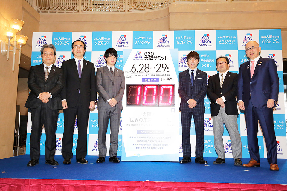（写真）カウントダウンボートに日数が点灯