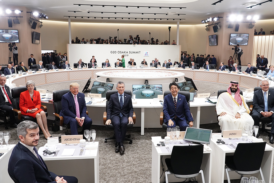 (写真)G20大阪サミット ワーキング・ランチ(1日目) 1