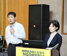 （写真2）「ODAとは？海外で通用する日本人の心構えとは？」をテーマに講義を行いました