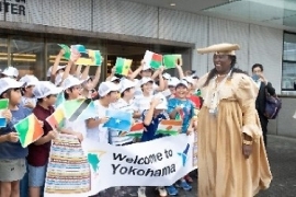 （写真5）小学生によるお迎えの様子