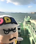 (写真2)フェリーに乗ったODAマン