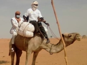 (photo1)Delivering equipment (the Global Fund)